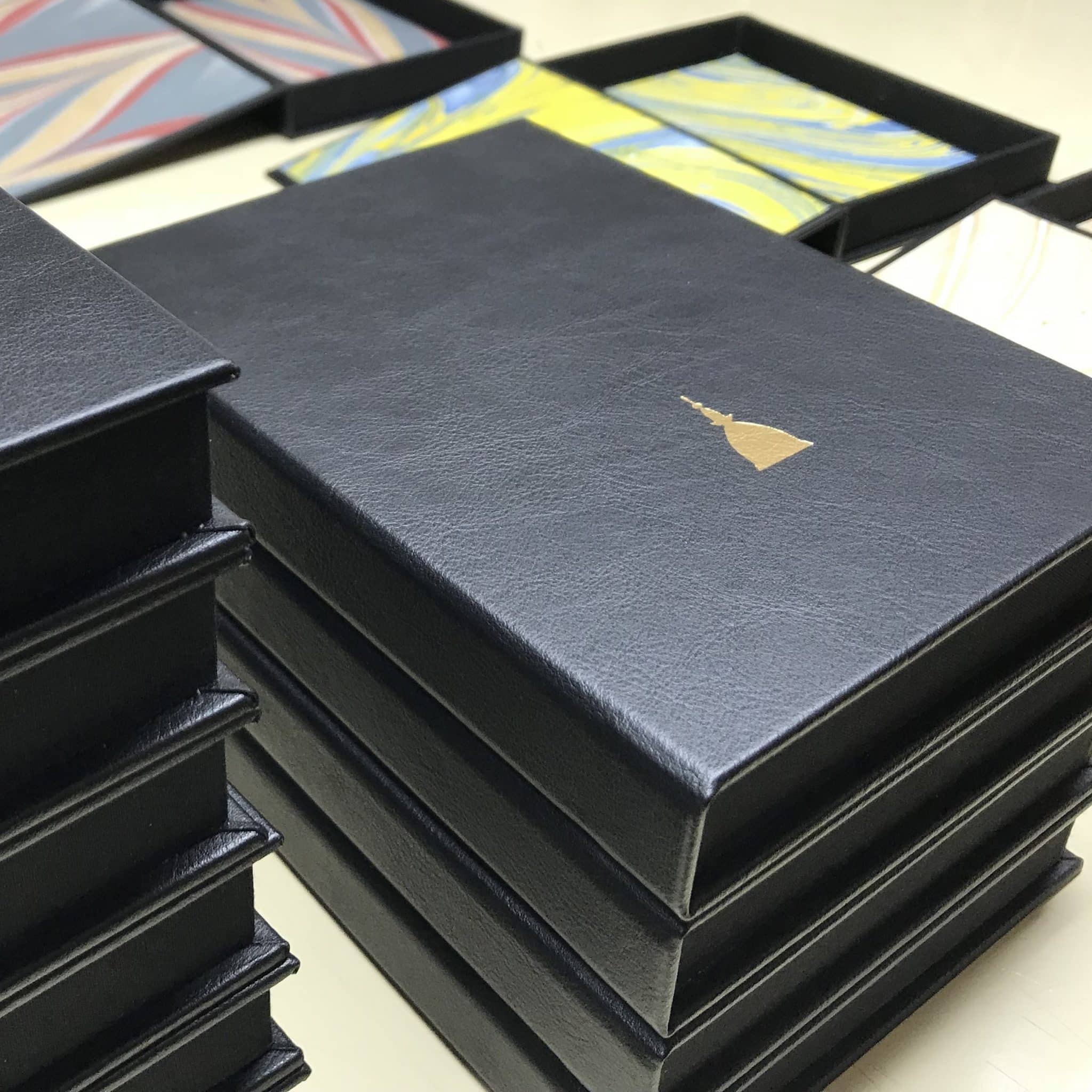 Galería de fotos - galería de portacuentas - cajas negras